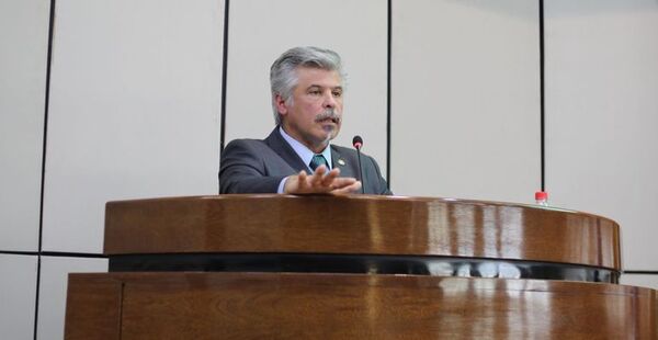 En su comparecencia, Giuzzio dispara contra Cartes y habla de “vendetta política de la mafia” - Nacionales - ABC Color