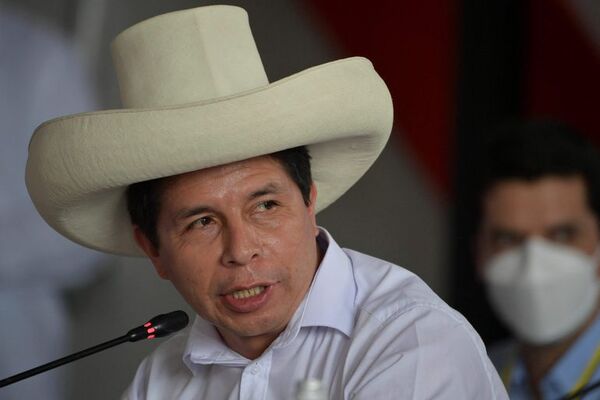 Presidente de Perú se reúne con Bolsonaro - Mundo - ABC Color