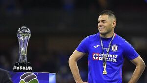 Pablo Aguilar destaca la llegada de Ángel Romero a Cruz Azul