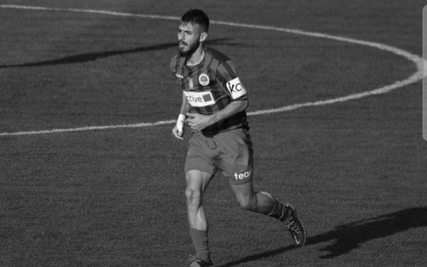 Crónica / Otro caso de paro cardíaco en pleno partido deja un fallecido en Grecia