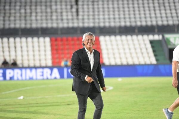 Gorosito amenaza con recurrir a FIFA