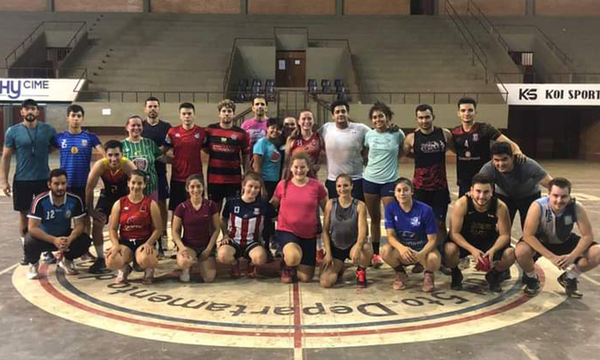 Amistoso "de lujo" con miras a las clasificatorias al Nacional de Balonmano - OviedoPress