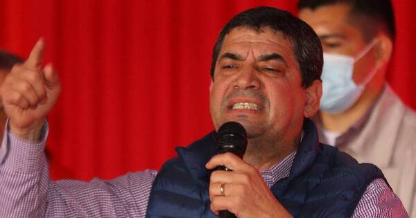 La Nación / Vicepresidente trata de salvar a Giuzzio con el argumento de siempre: atacar a Cartes