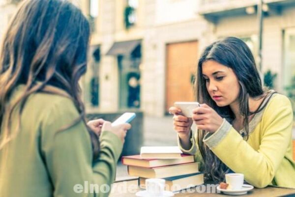 Minimalismo Digital: Tendencia en la que se promueve un uso más sano y menos dependiente de las nuevas Tecnologías