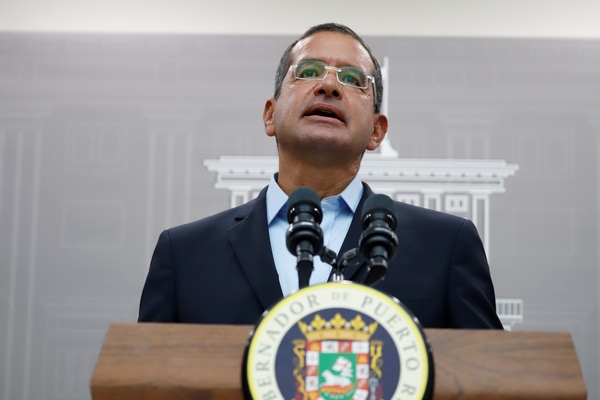 Gobernador de Puerto Rico reconoce la labor de la directora de Junta Supervisión - MarketData