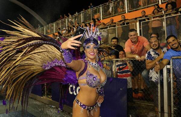 Crónica / Una vez más, reprograman fiesta carnavalesca en el Sur
