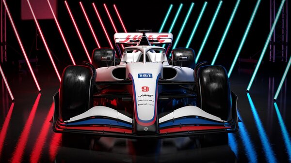 El nuevo Haas 'replica' el livery de 2021