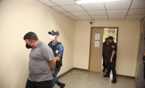 Diario HOY | Ordenan prisión de los policías que modificaron la orden de captura de un presunto narco