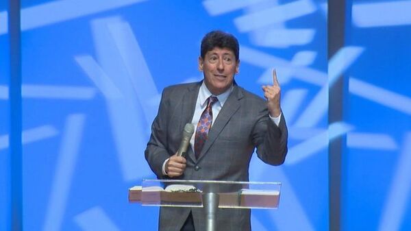 Piden sangre y oraciones para el pastor Abreu en redes