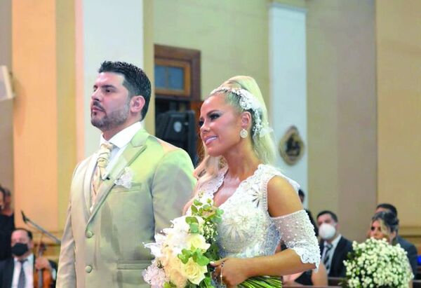 Intendente de Asunción se casó… en Luque