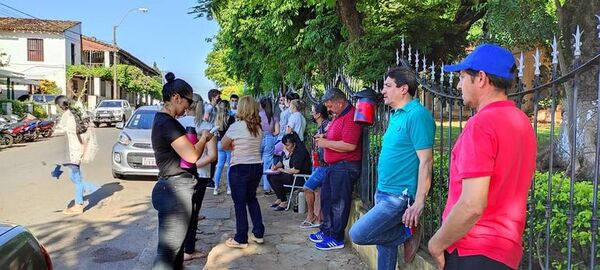 Estudiantes denunciaron irregularidades con exámenes para ingreso en Medicina - Nacionales - ABC Color