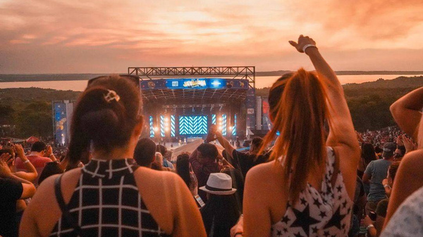 Crónica / Fiscalía abre causa penal para investigar a organizadores de festival donde mataron a "Vita"