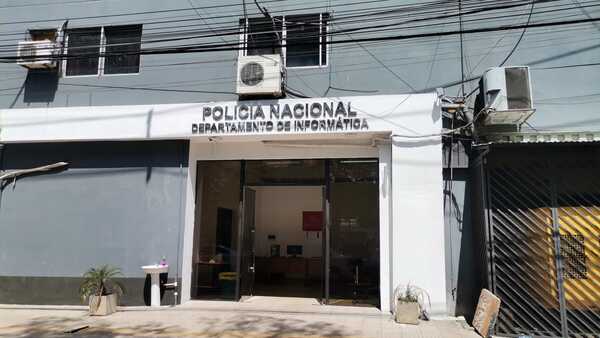 Disponen prisión preventiva para los agentes que alteraron sistema informático de la Policía - Megacadena — Últimas Noticias de Paraguay