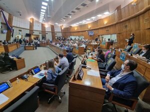 Diputados rechazan pedido de juicio político a ministro del Interior