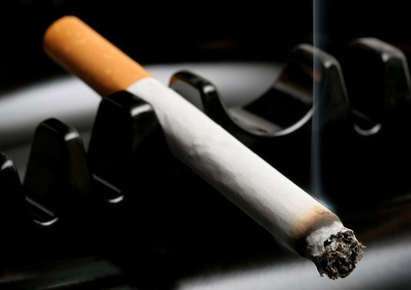 Ejecutivo aumenta el Impuesto al Tabaco del 18% al 20%