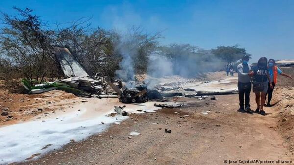 Perú: siete muertos al precipitarse una avioneta en Nazca