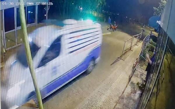Crónica / Clausura temporal para empresa de ambulancia que trasladó a "Vita" Aranda