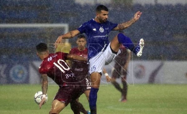 Diario HOY | Estreno sin gol en Villa Elisa
