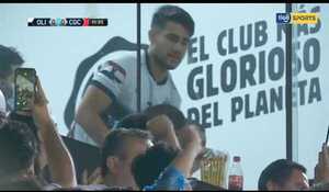 VIDEO: Homenaje al querido Tito Torres por parte de la hinchada franjeada