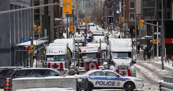 La Nación / Canadá: Policía endurece tono ante manifestantes
