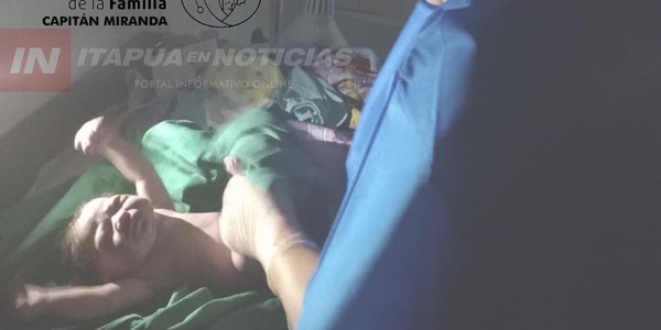 LOGRAN EXITOSO PARTO DE EMERGENCIA, ILUMINADOS CON LINTERNAS EN MEDIO DE LA TORMENTA - Itapúa Noticias