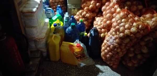 Depósito de Aduanas lleno de combustibles y mercaderías incautadas