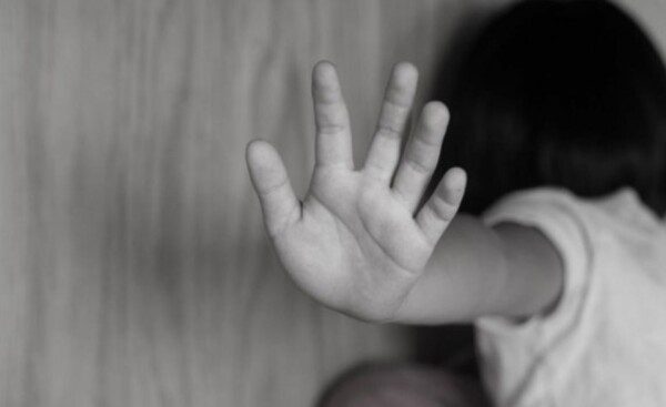 Niña de 11 años era encerrada por su propia madre para que sea abusada
