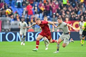 Genoa rescata un empate ante la Roma de Mourinho