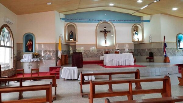 Entró a robar iglesia y luego se arrepintió: pidió confesarse por su pecado