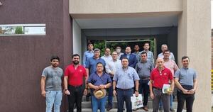 Camioneros levantan paro, tras acuerdo con el Gobierno