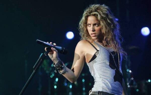 Crónica / [VIDEO] "Shakira" cantando polca kyre'y, es viral
