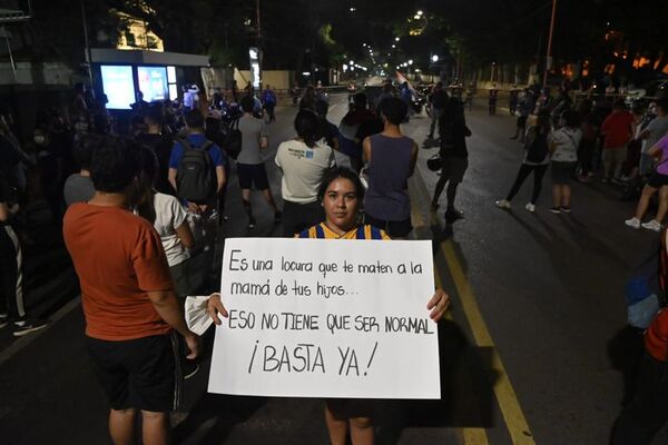 Hoy a las 19:00 pedirán justicia para “Vita” Aranda frente a Mburuvichá Roga - Nacionales - ABC Color