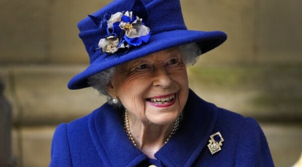 Rara aparición pública de Isabel II antes de sus 70 años de reinado