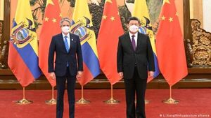 Ecuador y China inician negociaciones para tratado de libre comercio