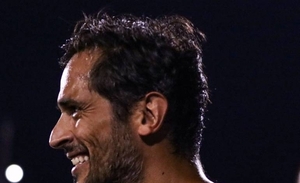 Diario HOY | ¡Cuando no Roque!: Santa Cruz logra su primer gol en su debut con el Gumarelo