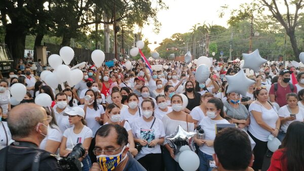 Multitud exigió “justicia para Vita”, en manifestación frente a Mburuvicha Róga - ADN Digital