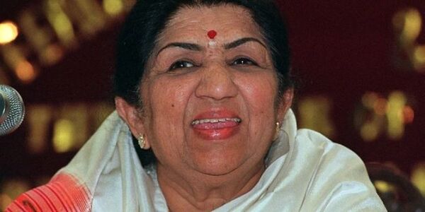 Murió la cantante india Lata Mangeshkar, legendaria estrella de Bollywood