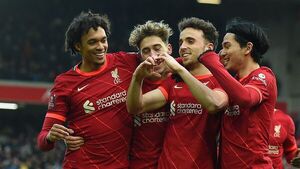 Liverpool se deshace del Cardiff y pasa a octavos