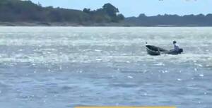 Crónica / Canoa volcó en Villeta: hay una fallecida y dos desaparecidos