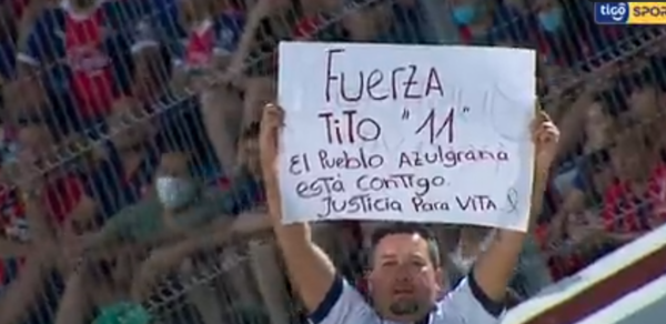 Emotivo homenaje para 'Tito' y 'Vita' Aranda en la Nueva Olla