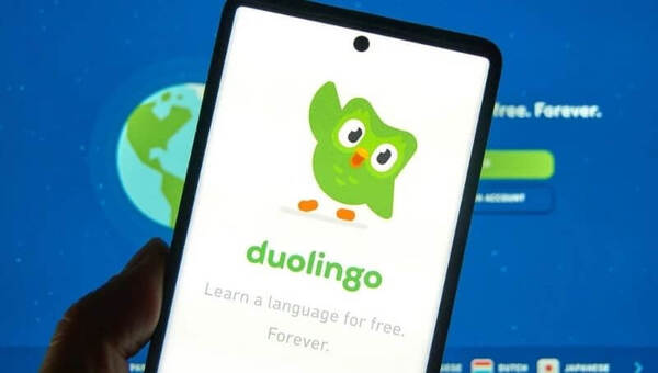 40 millones de usuarios activos al mes juegan con Duolingo (la app más popular y gratuita para aprender idioma)
