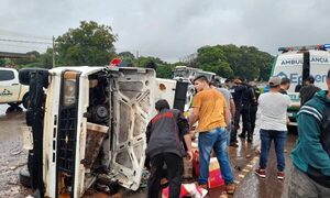 Choque frontal entre dos camionetas deja lesionados sobre Ruta PY 02 – Diario TNPRESS
