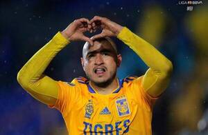 Crónica / [VIDEO] “Charly” González encaminó la victoria e hizo un gol “a lo Neymar”