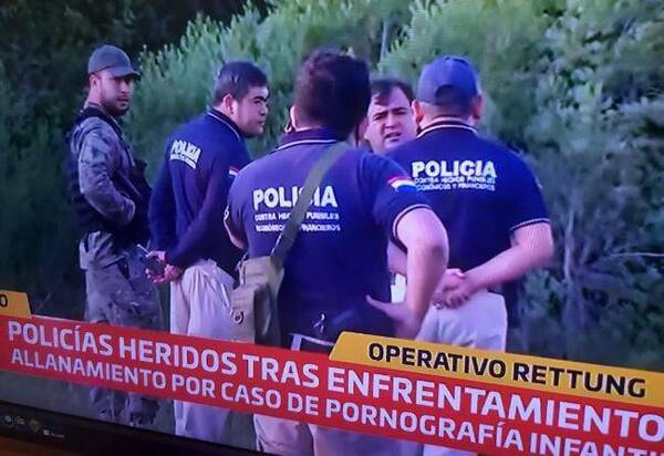 Crónica / Dos polis heridos y un alemán atrincherado en intervención por supuesto caso de porno infantil