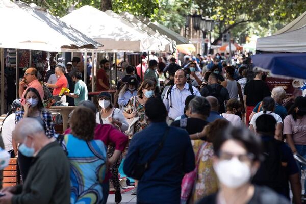 Chile arranca inmunización con cuarta dosis anticovid - Mundo - ABC Color