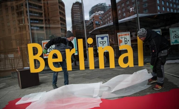 Diario HOY | El Festival de cine de Berlín vuelve a abrirse al público, con precauciones