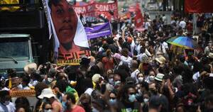 La Nación / Indigna en Brasil el asesinato de joven congoleño por racismo