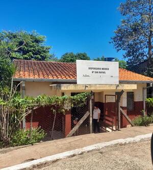 Rateros roban suturómetro y tensiómetro de dispensario médico - La Clave