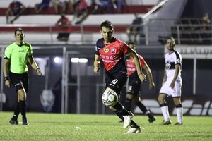 Pablo Zeballos jugaría el Apertura 2022 con la camiseta de Tacuary