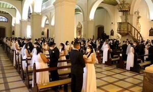Boda grupal: 75 parejas se dieron el “sí” en la Catedral de Asunción – Prensa 5